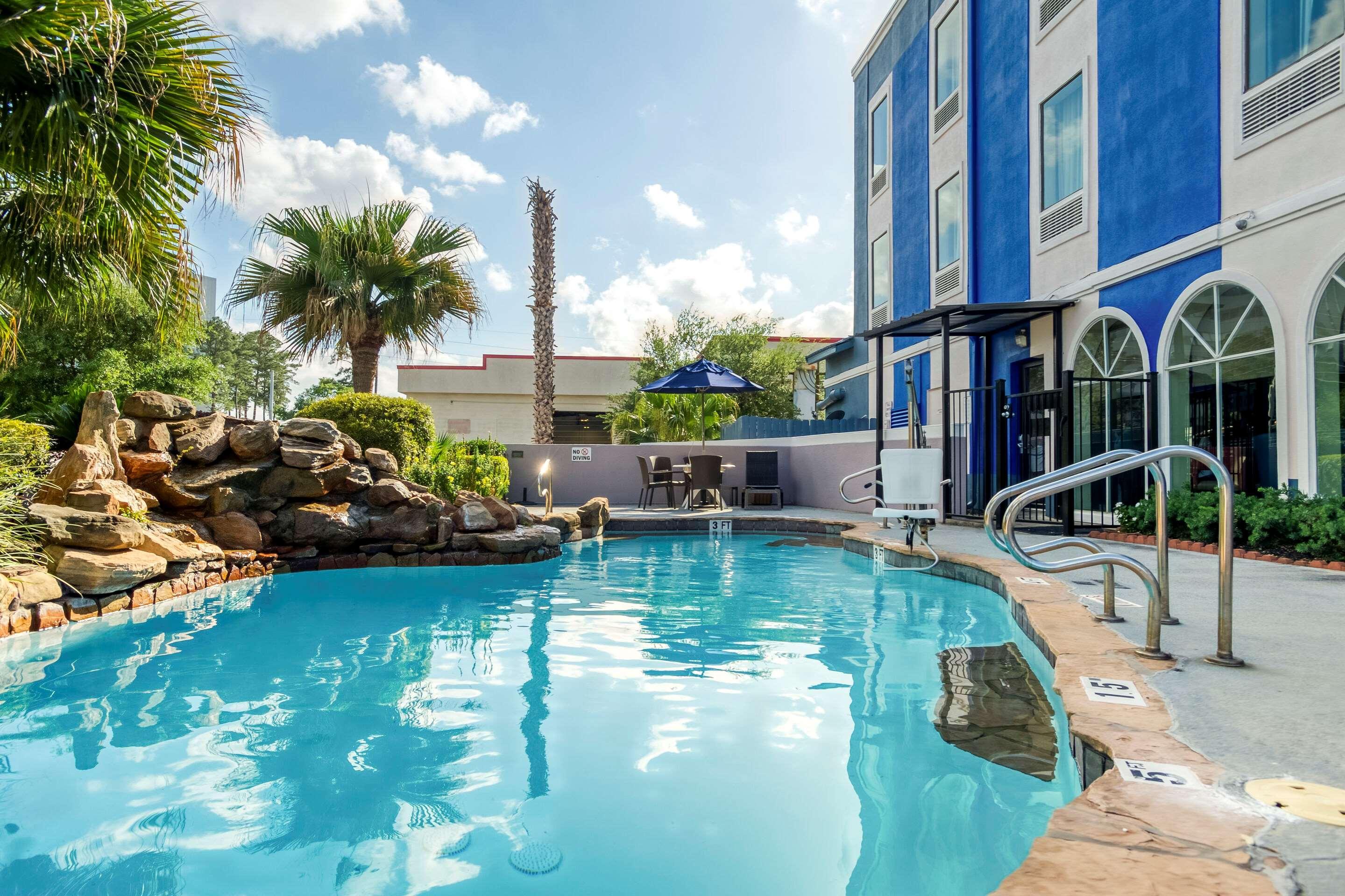 Comfort Inn & Suites Fm1960-Champions Louetta Exterior foto