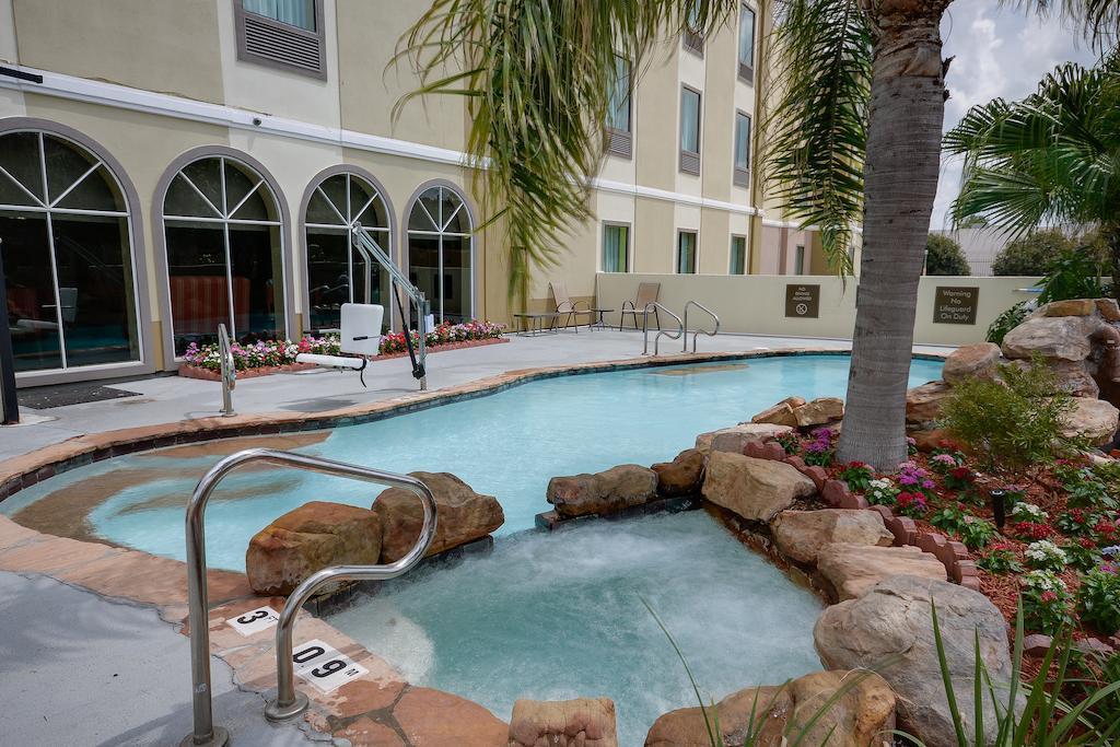 Comfort Inn & Suites Fm1960-Champions Louetta Exterior foto
